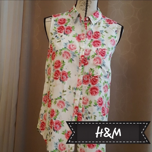 H&M Tops - 🌹Floral H&M button tank